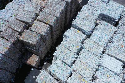 廢舊塑料會(huì)是未來紡織品的最佳原材料嗎?